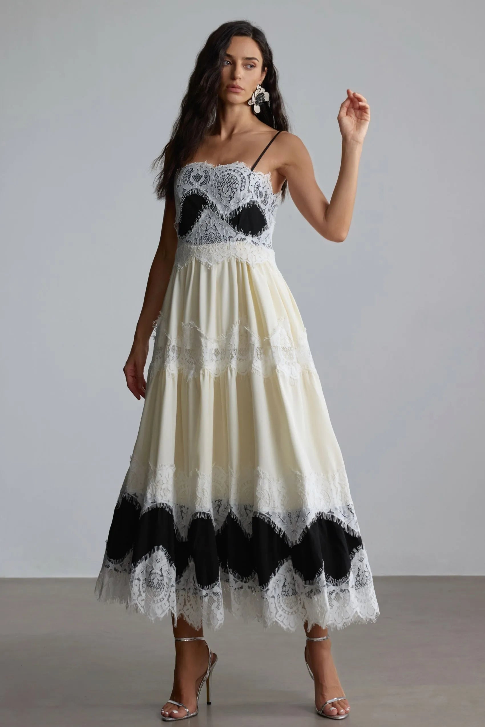 Vestido Midi Noir